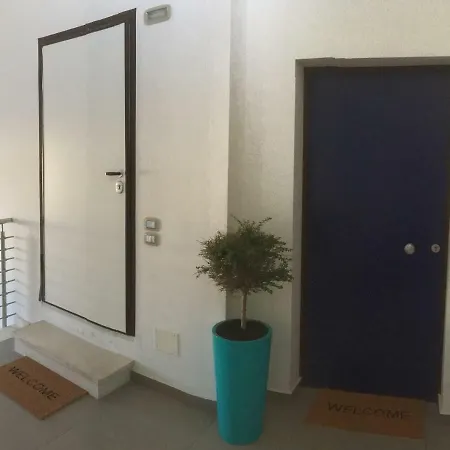 L'attico צ'יביטאנובה מארקה